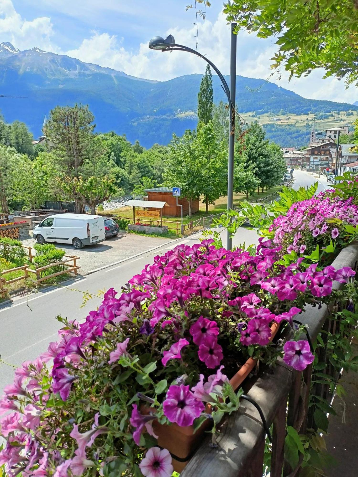 Hotel Daniela Bormio Exterior photo